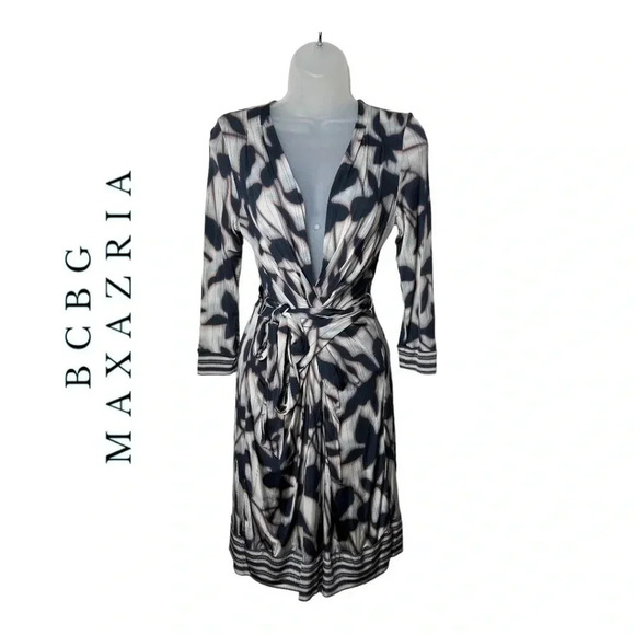 1298. BCBG MAXAZRIA WRAP DRESS WITH TIE SIZE XSMALL‎ UNIQUE PATTERN PLUNGE NECK - Picture 1 of 9